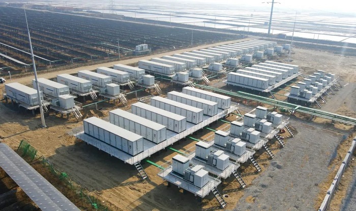 360MW+60MW/120MW！全國最大光儲融合項目全面建成并網發電