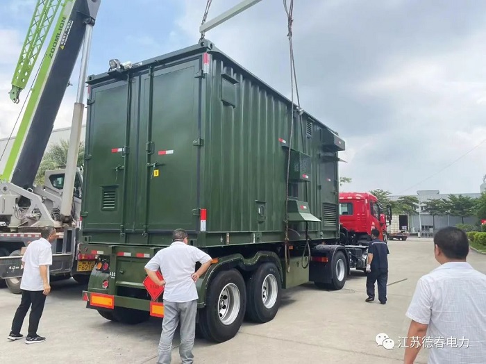 新疆庫爾勒光儲智能微電網項目-機動式儲能系統順利交貨