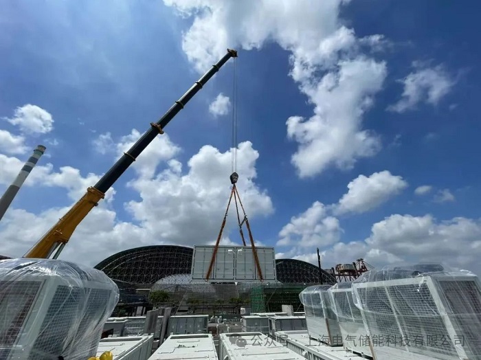 12MW/48MWh！上海電氣儲(chǔ)能之國電投上海吳涇熱電廠全釩液流儲(chǔ)能項(xiàng)目設(shè)備完成現(xiàn)場(chǎng)安裝